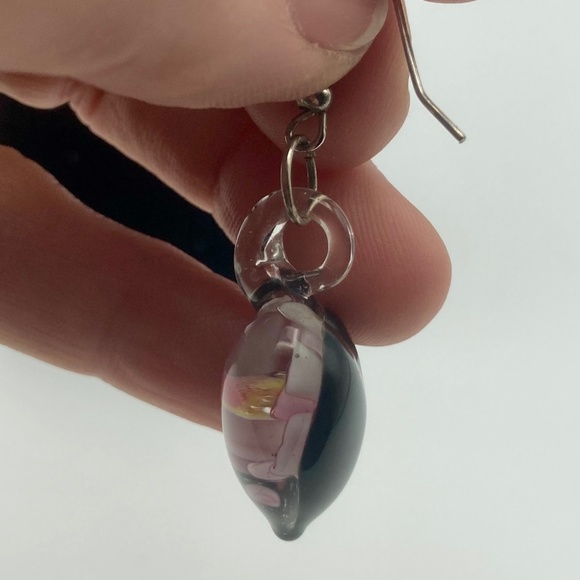 Art Glass Heart Earrings With Flower - Picture 4 of 5